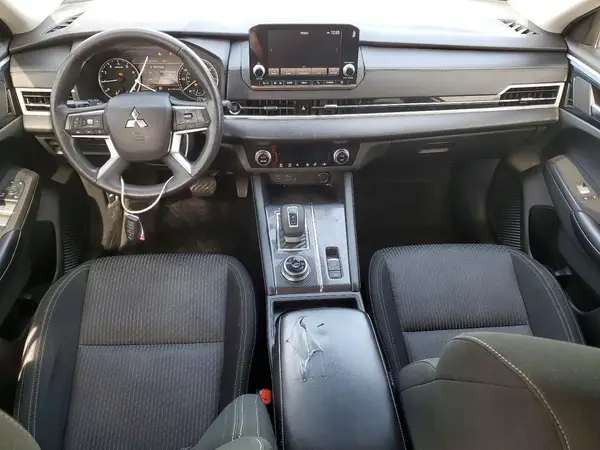 JA4J3TA84NZ035252 2022 MITSUBISHI OUTLANDER - Image 8
