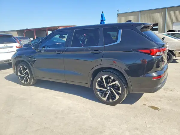 JA4J3TA84NZ050592 2022 MITSUBISHI OUTLANDER - Image 2