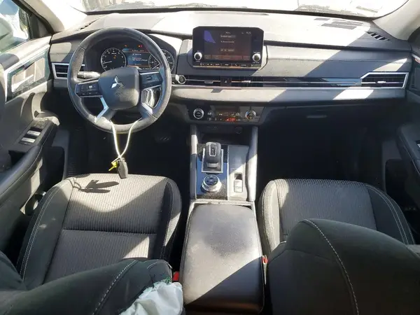 JA4J3TA86NZ032479 2022 MITSUBISHI OUTLANDER - Image 8