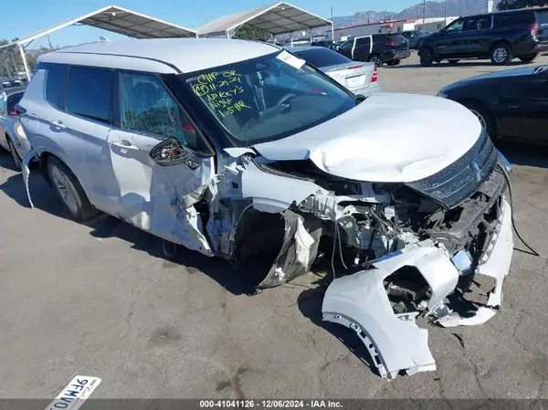 JA4J3TA86PZ015703 2023 MITSUBISHI OUTLANDER - Image 1