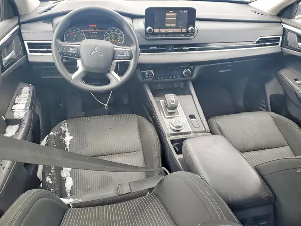 JA4J3TA87PZ007657 2023 MITSUBISHI OUTLANDER - Image 8