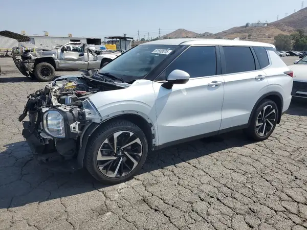 JA4J3TA88NZ007955 2022 MITSUBISHI OUTLANDER - Image 1