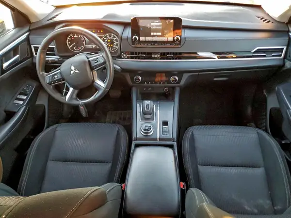 JA4J3TA88NZ046514 2022 MITSUBISHI OUTLANDER - Image 8