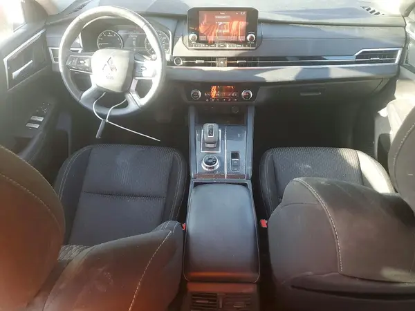 JA4J3TA88PZ008736 2023 MITSUBISHI OUTLANDER - Image 8