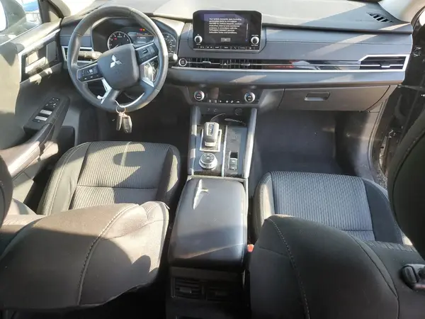 JA4J3TA88PZ060299 2023 MITSUBISHI OUTLANDER - Image 8
