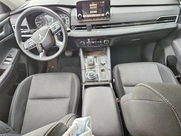 JA4J3TA89NZ083149 2022 MITSUBISHI OUTLANDER - Image 8