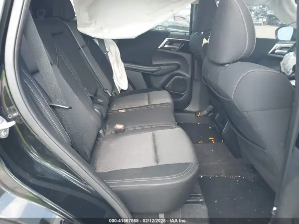 JA4J3TA89PZ007868 2023 MITSUBISHI OUTLANDER - Image 8