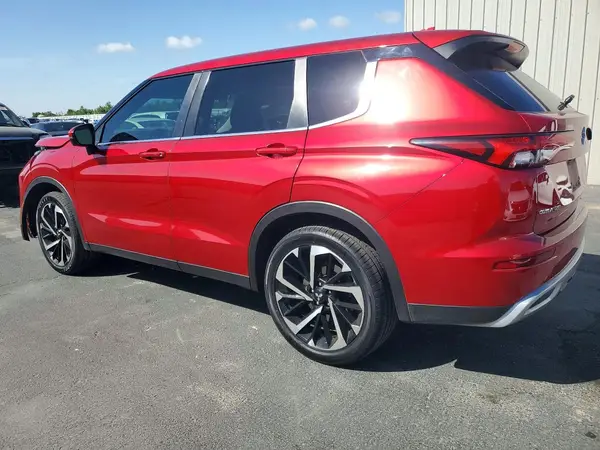 JA4J3UA80NZ028370 2022 MITSUBISHI OUTLANDER - Image 2