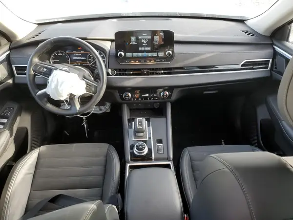 JA4J3UA80PZ008865 2023 MITSUBISHI OUTLANDER - Image 8