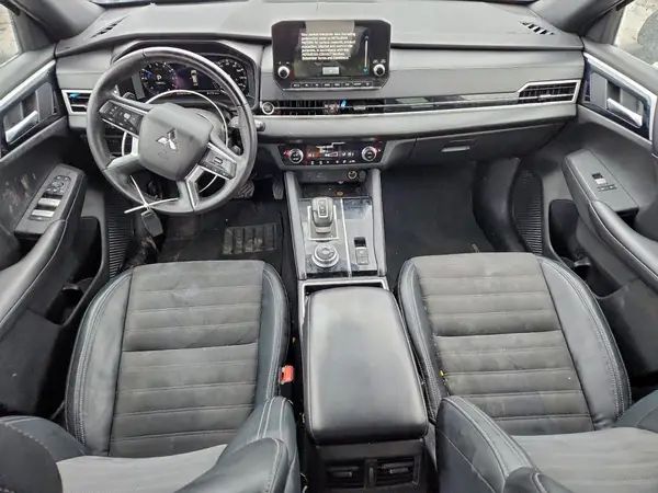 JA4J3UA80PZ027335 2023 MITSUBISHI OUTLANDER - Image 8