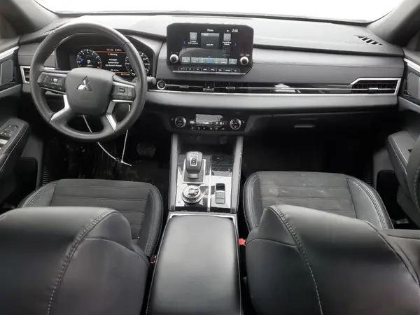 JA4J3UA80PZ037878 2023 MITSUBISHI OUTLANDER - Image 8