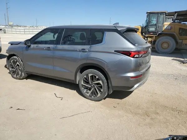 JA4J3UA80PZ049156 2023 MITSUBISHI OUTLANDER - Image 2