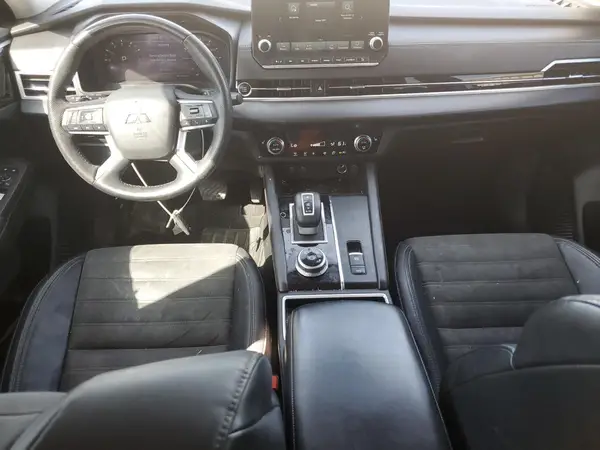 JA4J3UA80PZ049156 2023 MITSUBISHI OUTLANDER - Image 8