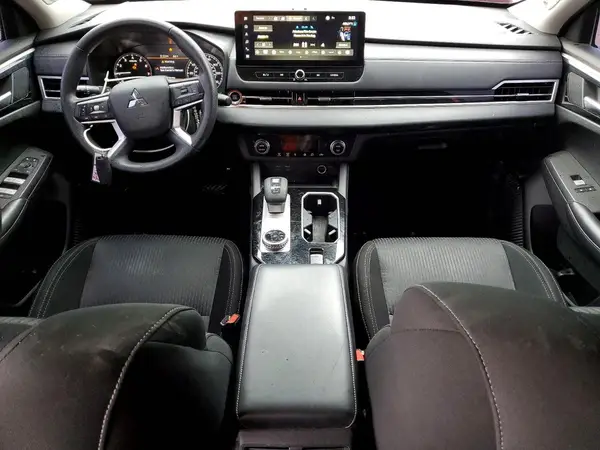 JA4J3UA80SZ053393 2025 MITSUBISHI OUTLANDER - Image 8