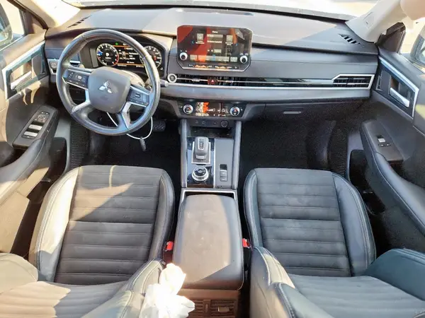 JA4J3UA81NZ011660 2022 MITSUBISHI OUTLANDER - Image 8