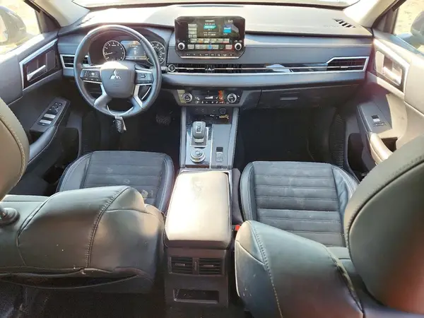 JA4J3UA81NZ012680 2022 MITSUBISHI OUTLANDER - Image 8