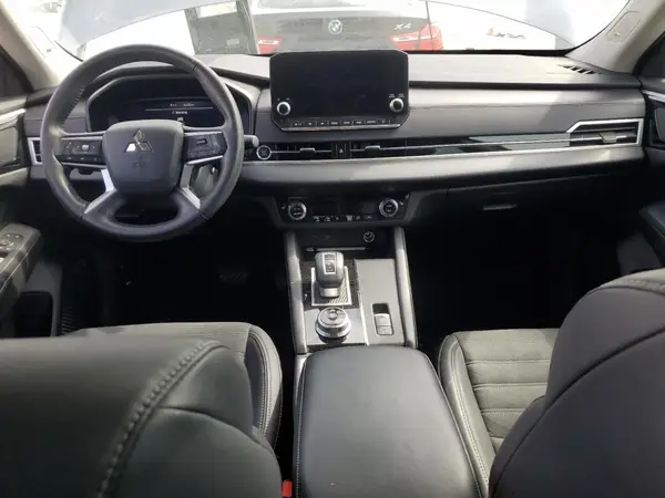 JA4J3UA81PZ031779 2023 MITSUBISHI OUTLANDER - Image 8