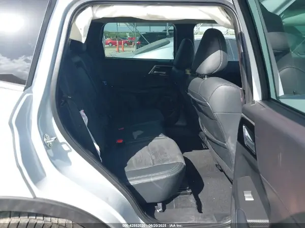 JA4J3UA81PZ034018 2023 MITSUBISHI OUTLANDER - Image 8