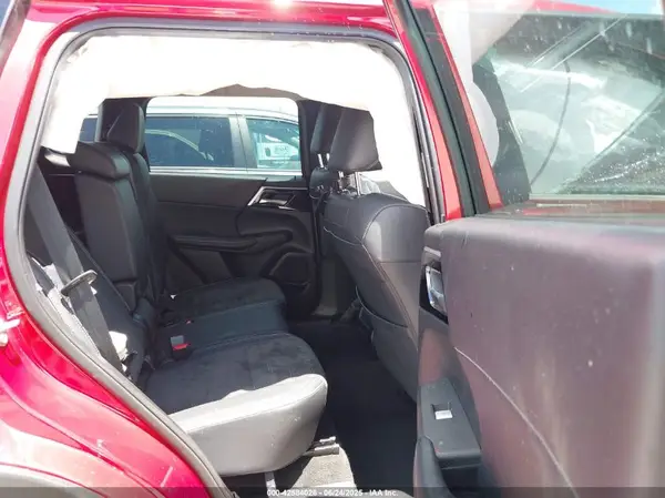 JA4J3UA81PZ049165 2023 MITSUBISHI OUTLANDER - Image 8
