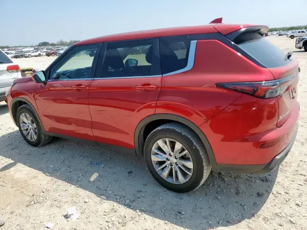 JA4J3UA81SZ022816 2025 MITSUBISHI OUTLANDER - Image 2