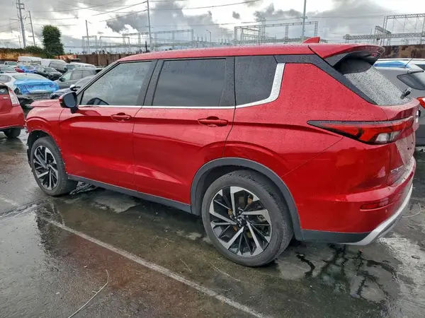 JA4J3UA82NZ031755 2022 MITSUBISHI OUTLANDER - Image 2