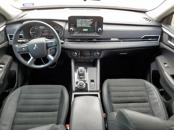 JA4J3UA82NZ085623 2022 MITSUBISHI OUTLANDER - Image 8