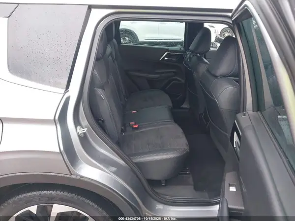 JA4J3UA82NZ086352 2022 MITSUBISHI OUTLANDER - Image 8