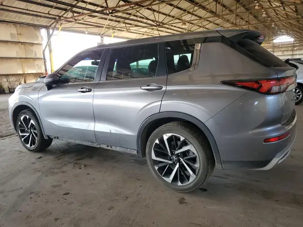 JA4J3UA83NZ006458 2022 MITSUBISHI OUTLANDER - Image 2