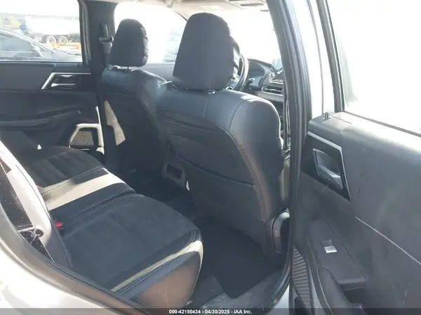 JA4J3UA83NZ027438 2022 MITSUBISHI OUTLANDER - Image 8