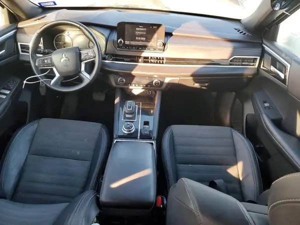 JA4J3UA83NZ091740 2022 MITSUBISHI OUTLANDER - Image 8