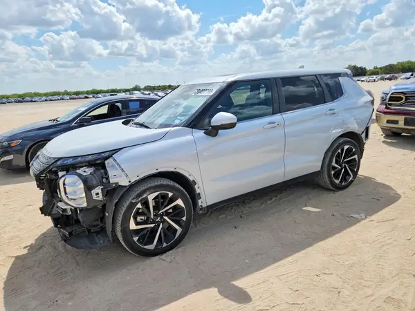 JA4J3UA83PZ054528 2023 MITSUBISHI OUTLANDER - Image 1