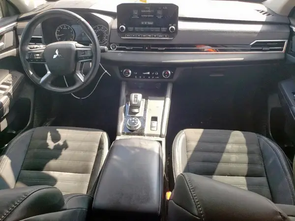 JA4J3UA83PZ056909 2023 MITSUBISHI OUTLANDER - Image 8