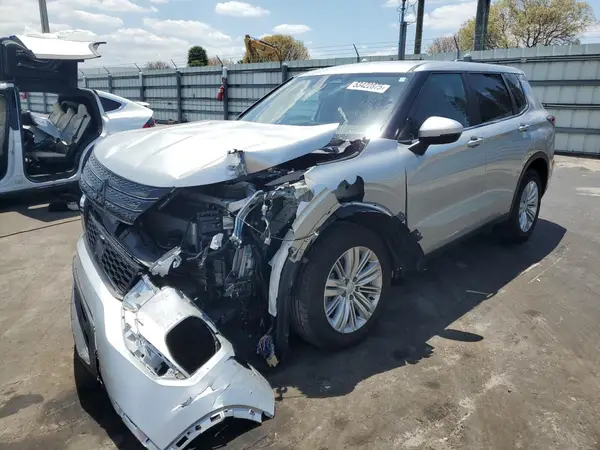 JA4J3UA83RZ029387 2024 MITSUBISHI OUTLANDER - Image 1