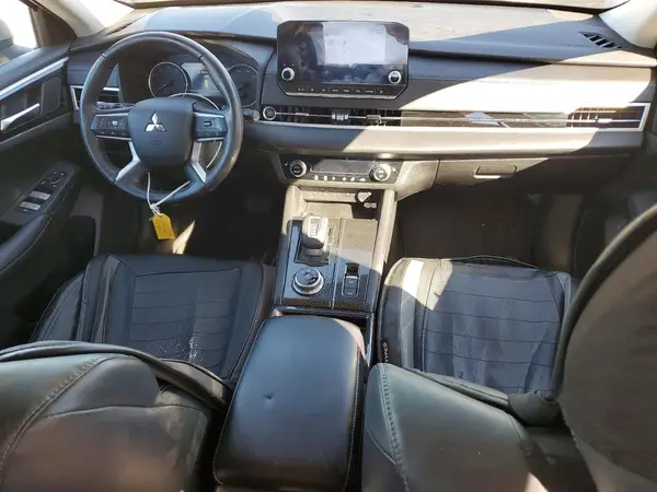 JA4J3UA84NZ009465 2022 MITSUBISHI OUTLANDER - Image 8