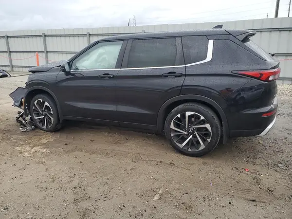 JA4J3UA84NZ015640 2022 MITSUBISHI OUTLANDER - Image 2