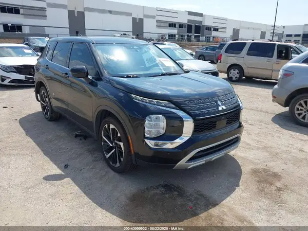 JA4J3UA84NZ017565 2022 MITSUBISHI OUTLANDER - Image 1