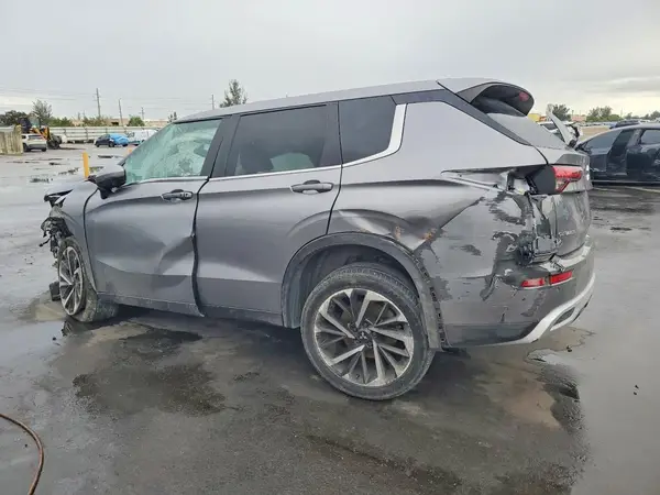 JA4J3UA84NZ024158 2022 MITSUBISHI OUTLANDER - Image 2