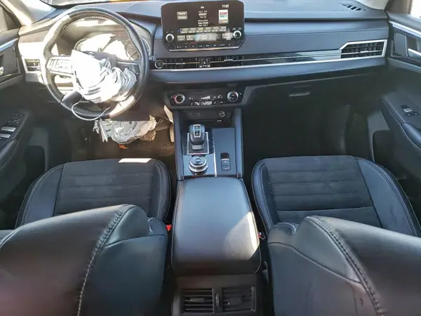 JA4J3UA84PZ056403 2023 MITSUBISHI OUTLANDER - Image 8