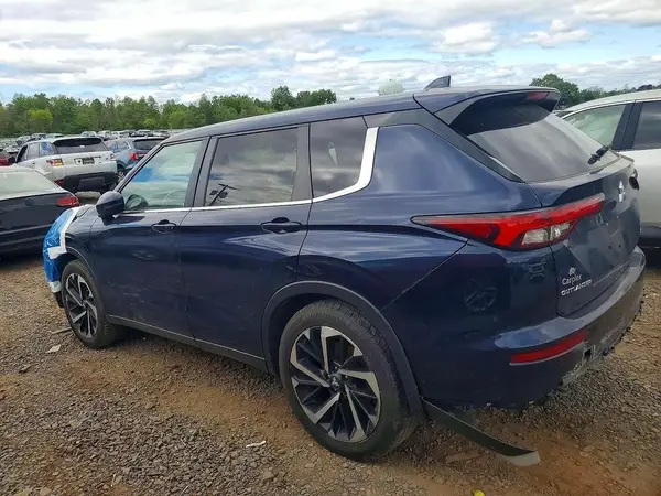 JA4J3UA84PZ056711 2023 MITSUBISHI OUTLANDER - Image 2