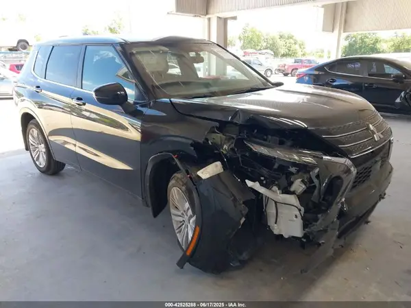 JA4J3UA84RZ028541 2024 MITSUBISHI OUTLANDER - Image 1