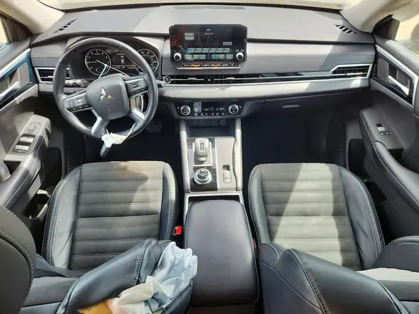 JA4J3UA85NZ024914 2022 MITSUBISHI OUTLANDER - Image 8