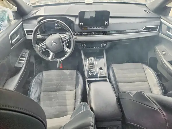 JA4J3UA85PZ011177 2023 MITSUBISHI OUTLANDER - Image 8