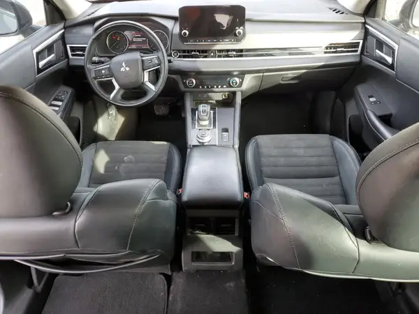 JA4J3UA85PZ023734 2023 MITSUBISHI OUTLANDER - Image 8