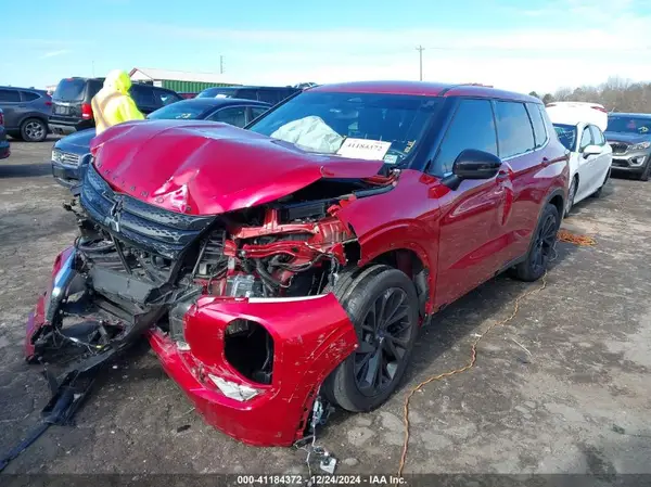 JA4J3UA85PZ032059 2023 MITSUBISHI OUTLANDER - Image 2