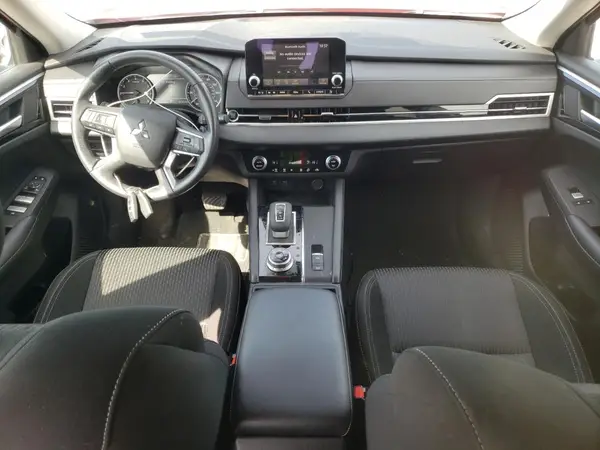 JA4J3UA85RZ052203 2024 MITSUBISHI OUTLANDER - Image 8