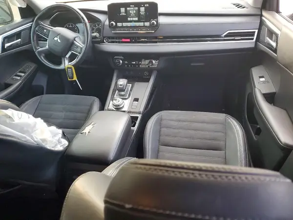 JA4J3UA86NZ047151 2022 MITSUBISHI OUTLANDER - Image 8