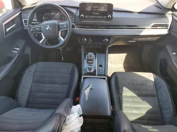 JA4J3UA86NZ084023 2022 MITSUBISHI OUTLANDER - Image 8