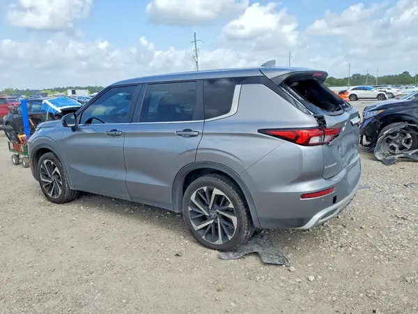 JA4J3UA87PZ049834 2023 MITSUBISHI OUTLANDER - Image 2