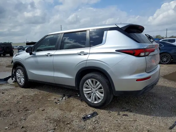JA4J3UA87RZ005187 2024 MITSUBISHI OUTLANDER - Image 2