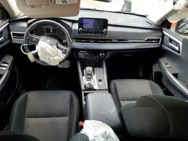JA4J3UA87RZ005187 2024 MITSUBISHI OUTLANDER - Image 8